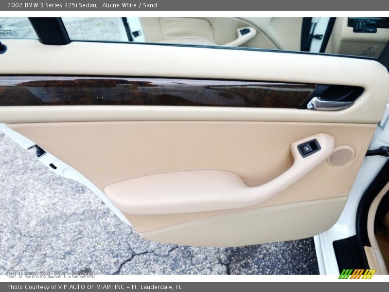 Door Panel of 2002 3 Series 325i Sedan