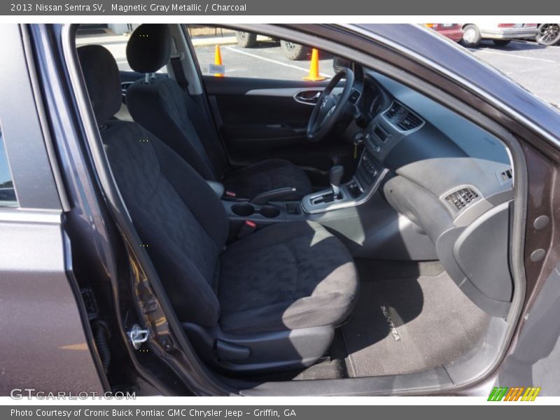 Magnetic Gray Metallic / Charcoal 2013 Nissan Sentra SV