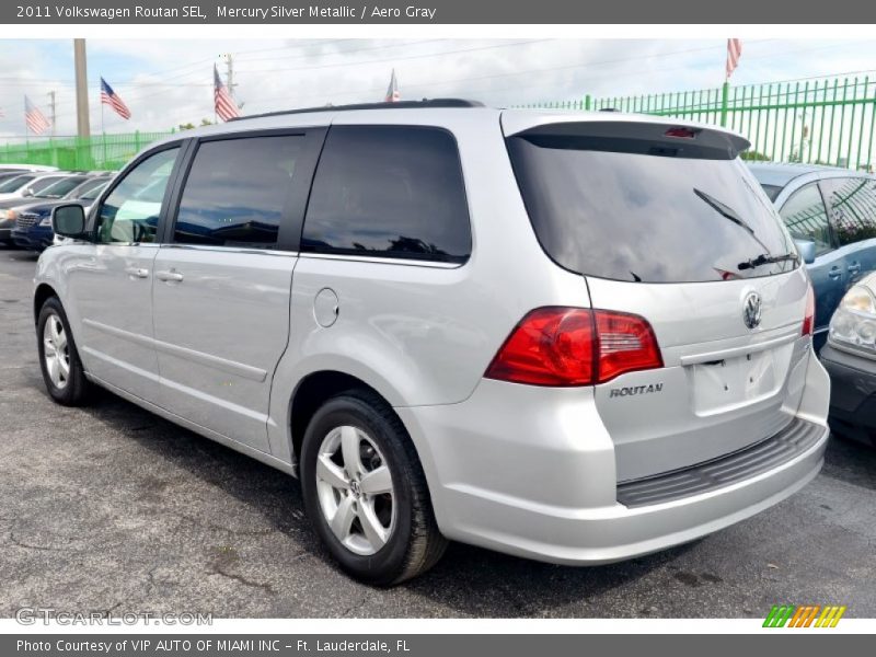  2011 Routan SEL Mercury Silver Metallic