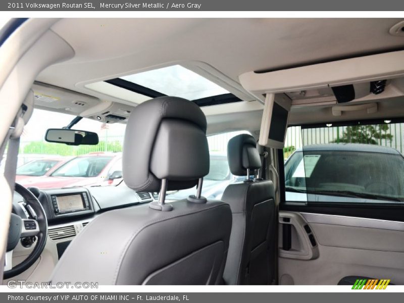 Mercury Silver Metallic / Aero Gray 2011 Volkswagen Routan SEL