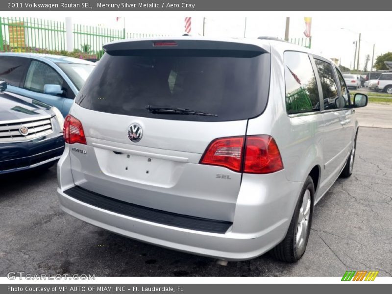 Mercury Silver Metallic / Aero Gray 2011 Volkswagen Routan SEL