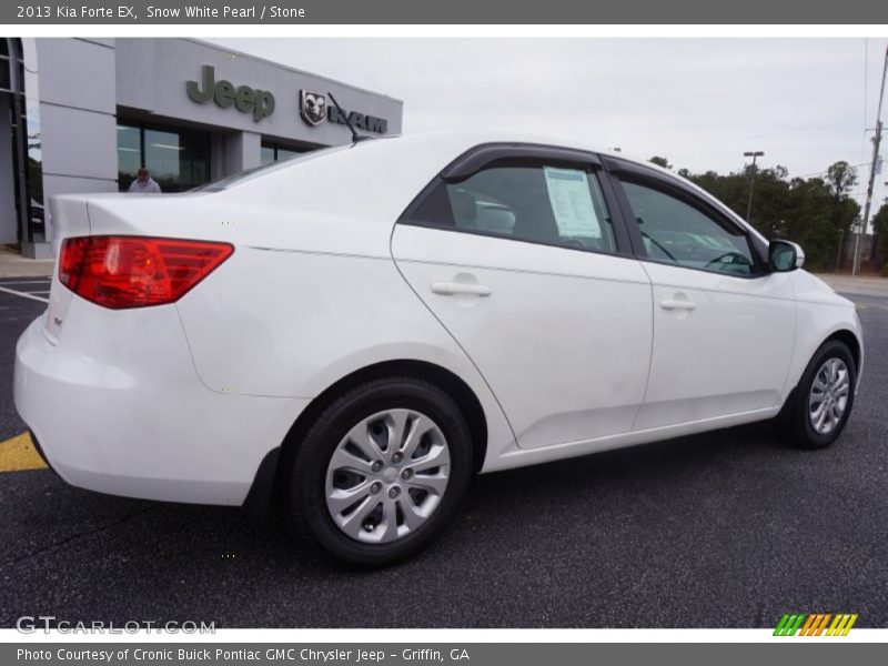 Snow White Pearl / Stone 2013 Kia Forte EX