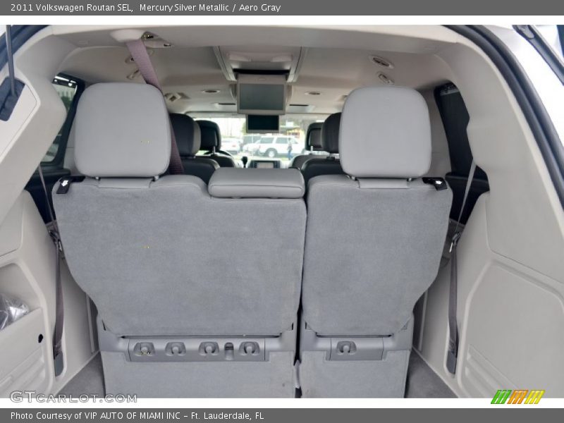 Mercury Silver Metallic / Aero Gray 2011 Volkswagen Routan SEL