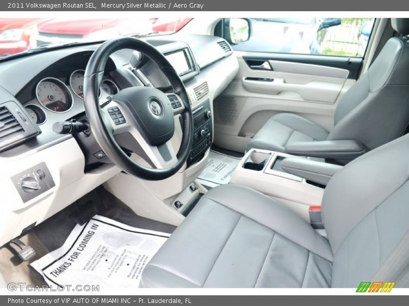 Mercury Silver Metallic / Aero Gray 2011 Volkswagen Routan SEL