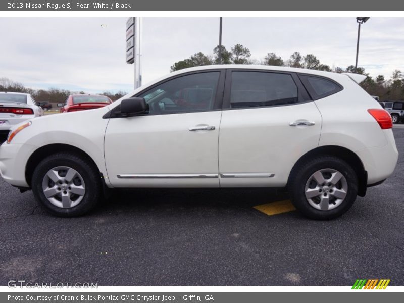 Pearl White / Black 2013 Nissan Rogue S