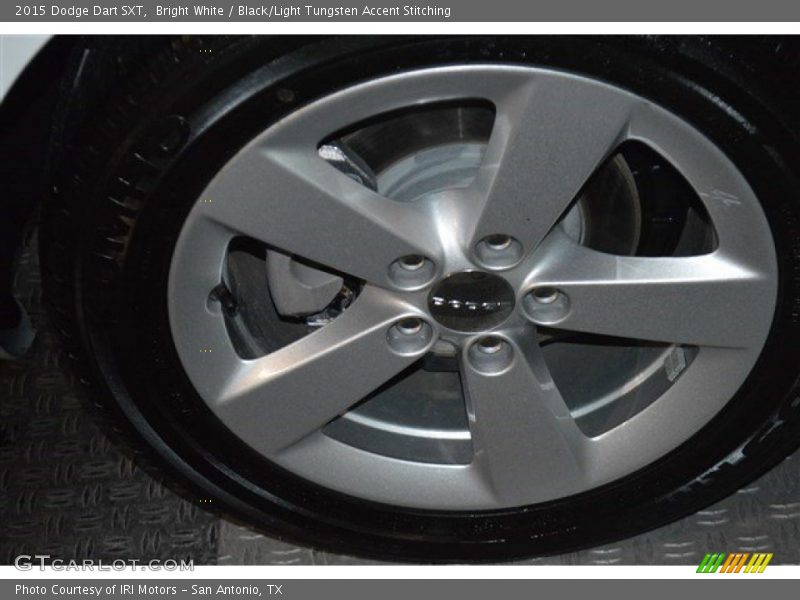 Bright White / Black/Light Tungsten Accent Stitching 2015 Dodge Dart SXT