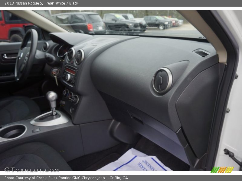 Pearl White / Black 2013 Nissan Rogue S