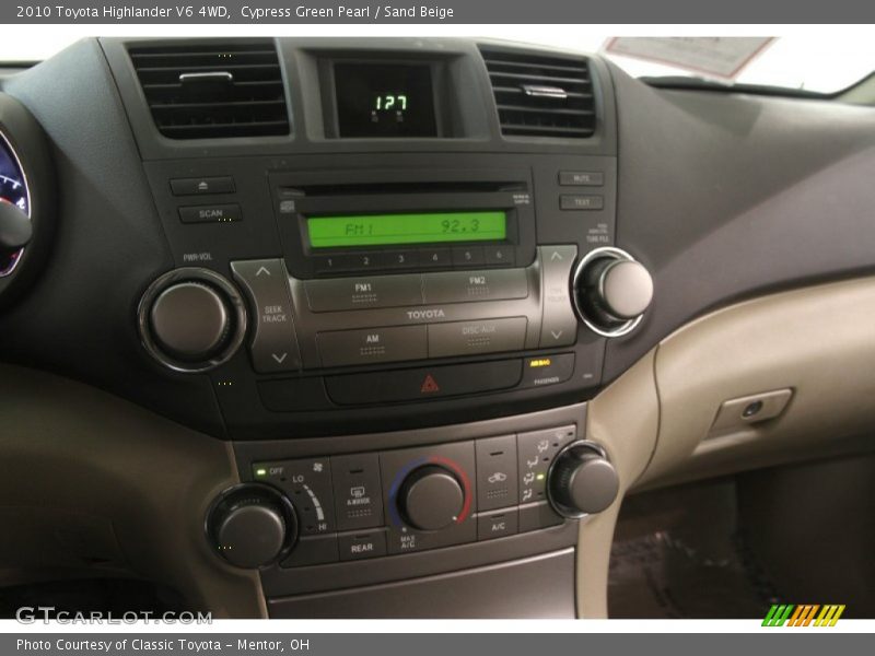 Cypress Green Pearl / Sand Beige 2010 Toyota Highlander V6 4WD