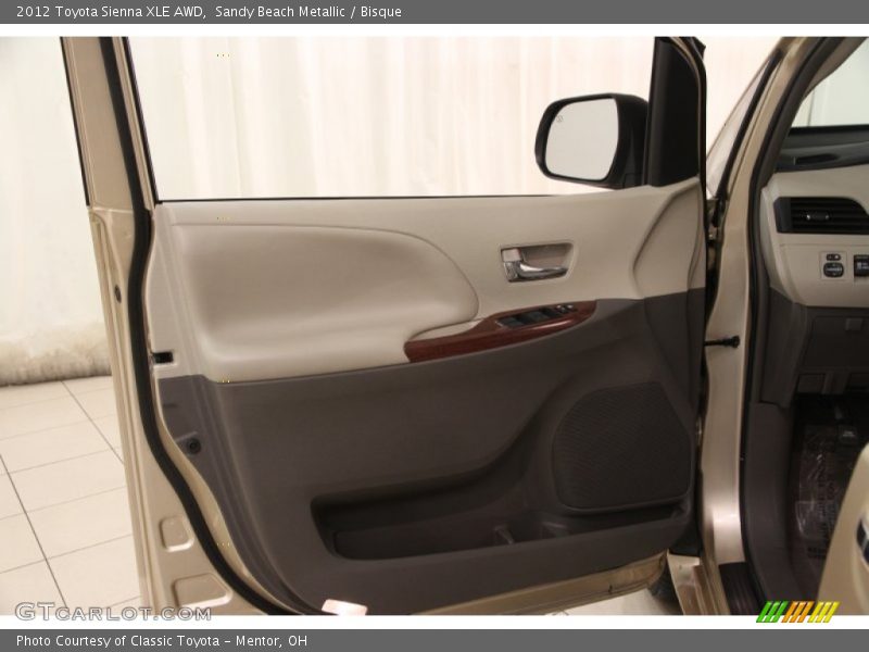 Door Panel of 2012 Sienna XLE AWD