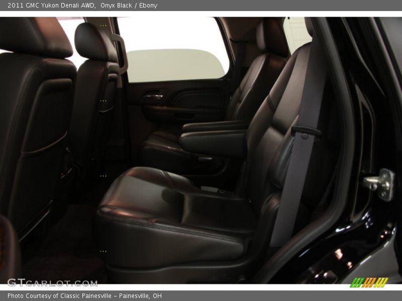 Onyx Black / Ebony 2011 GMC Yukon Denali AWD