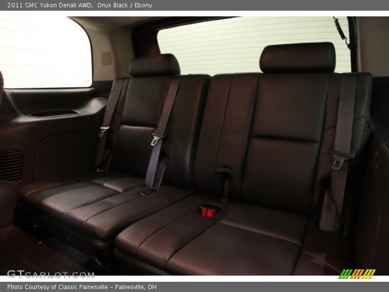 Onyx Black / Ebony 2011 GMC Yukon Denali AWD