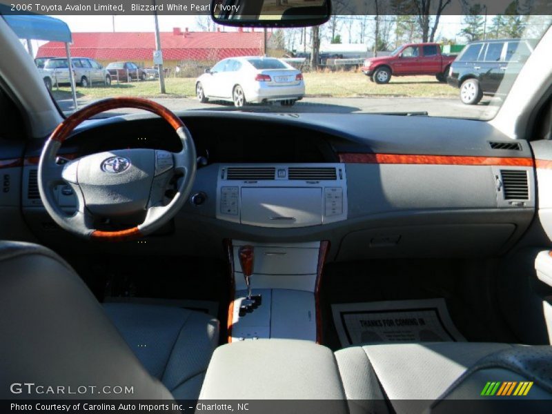 Blizzard White Pearl / Ivory 2006 Toyota Avalon Limited