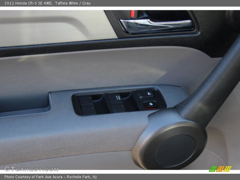 Taffeta White / Gray 2011 Honda CR-V SE 4WD