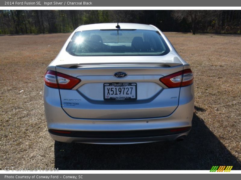 Ingot Silver / Charcoal Black 2014 Ford Fusion SE