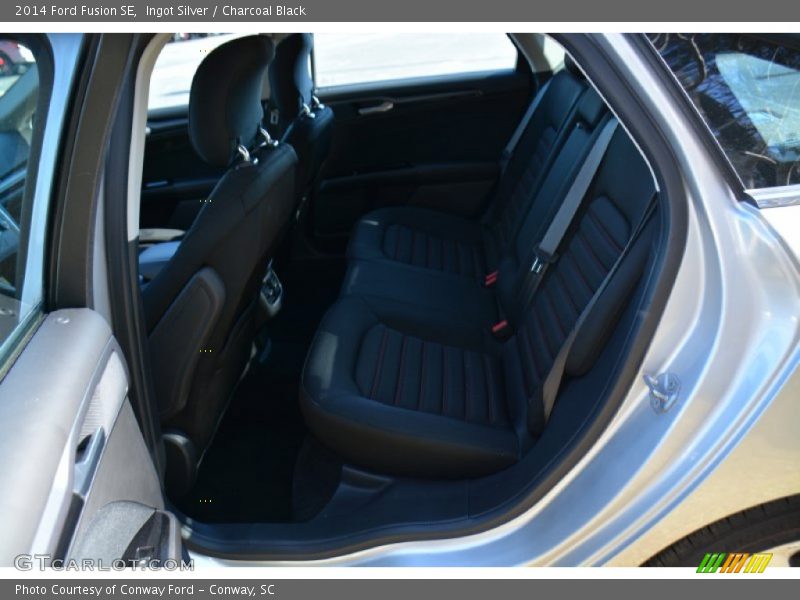 Ingot Silver / Charcoal Black 2014 Ford Fusion SE