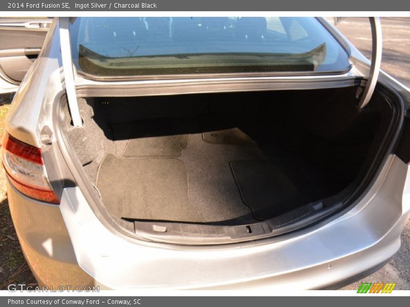 Ingot Silver / Charcoal Black 2014 Ford Fusion SE