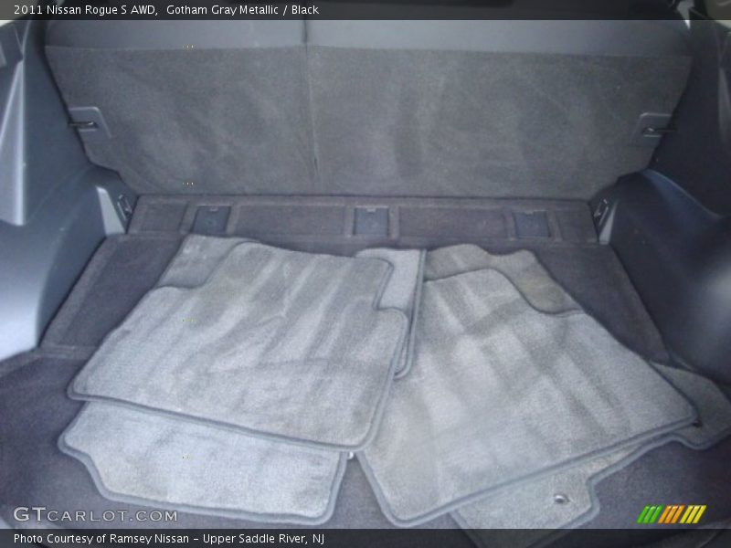 Gotham Gray Metallic / Black 2011 Nissan Rogue S AWD