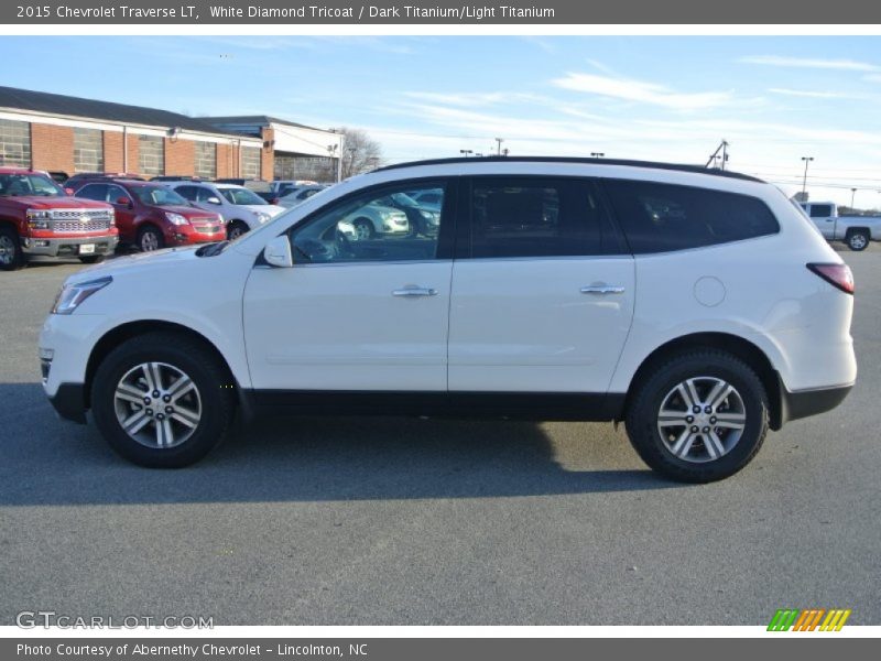 White Diamond Tricoat / Dark Titanium/Light Titanium 2015 Chevrolet Traverse LT