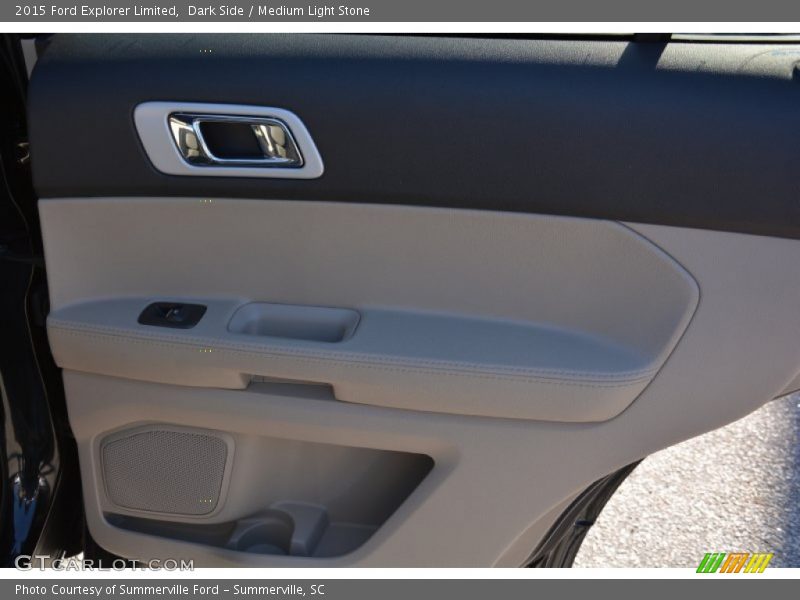 Dark Side / Medium Light Stone 2015 Ford Explorer Limited