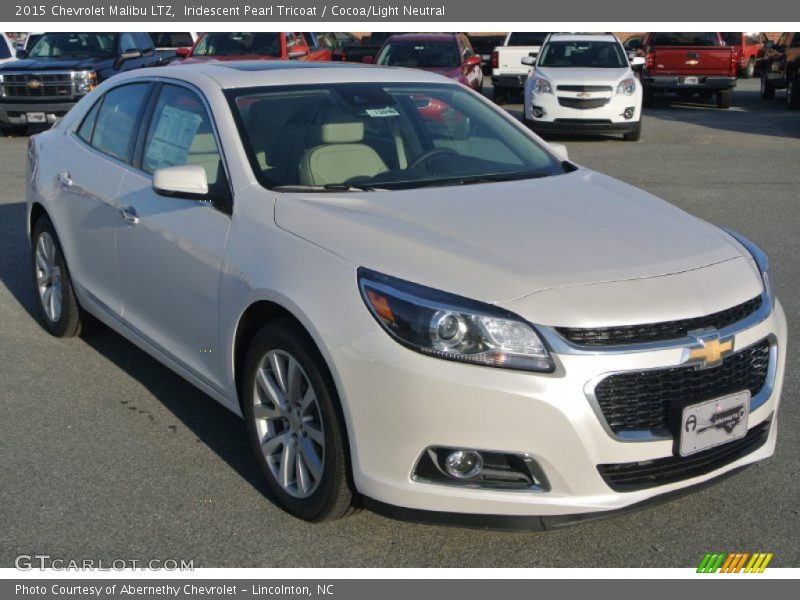 Iridescent Pearl Tricoat / Cocoa/Light Neutral 2015 Chevrolet Malibu LTZ