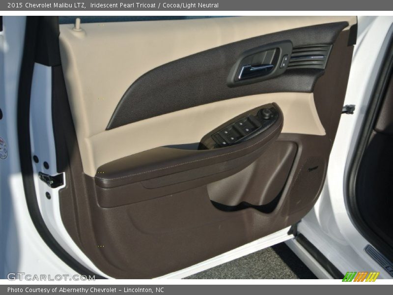 Iridescent Pearl Tricoat / Cocoa/Light Neutral 2015 Chevrolet Malibu LTZ