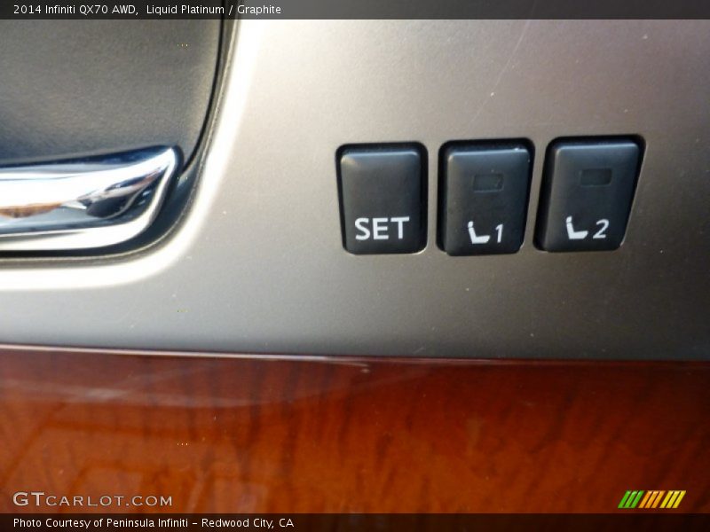 Liquid Platinum / Graphite 2014 Infiniti QX70 AWD