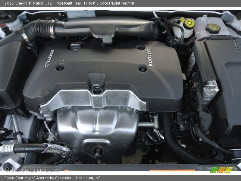 Iridescent Pearl Tricoat / Cocoa/Light Neutral 2015 Chevrolet Malibu LTZ