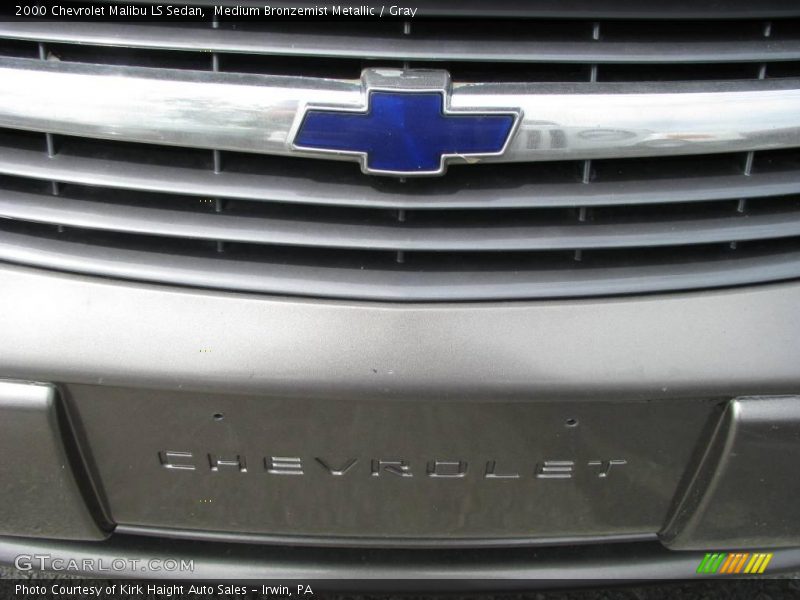 Medium Bronzemist Metallic / Gray 2000 Chevrolet Malibu LS Sedan