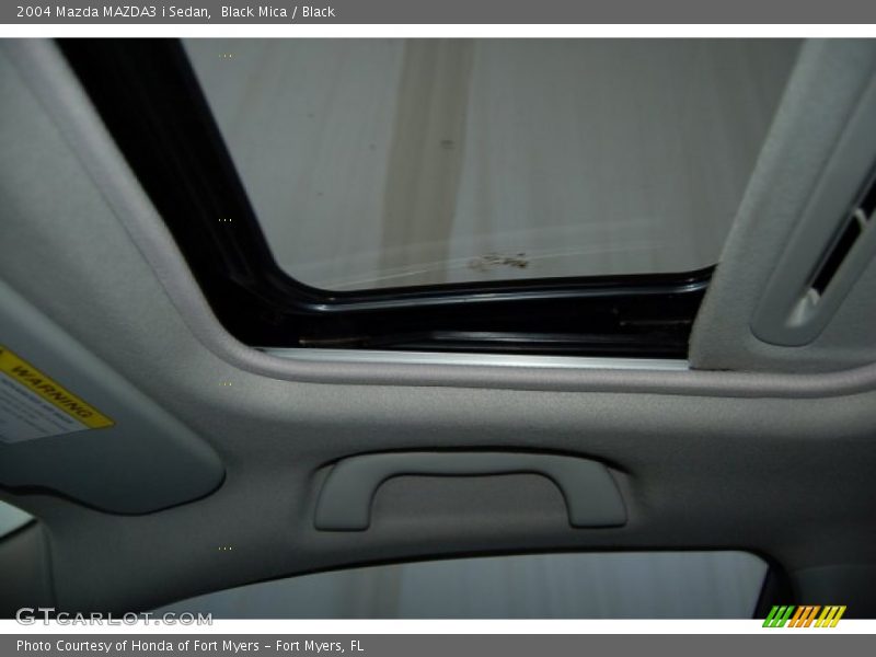 Black Mica / Black 2004 Mazda MAZDA3 i Sedan