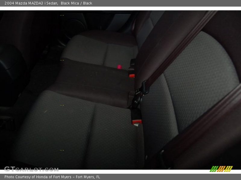Black Mica / Black 2004 Mazda MAZDA3 i Sedan