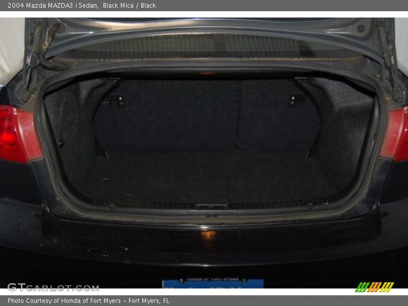Black Mica / Black 2004 Mazda MAZDA3 i Sedan