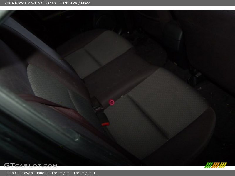 Black Mica / Black 2004 Mazda MAZDA3 i Sedan