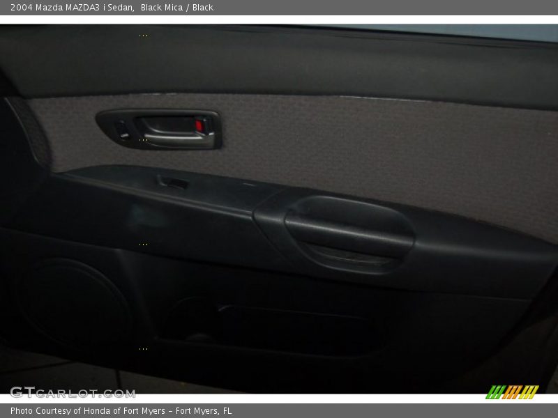 Black Mica / Black 2004 Mazda MAZDA3 i Sedan
