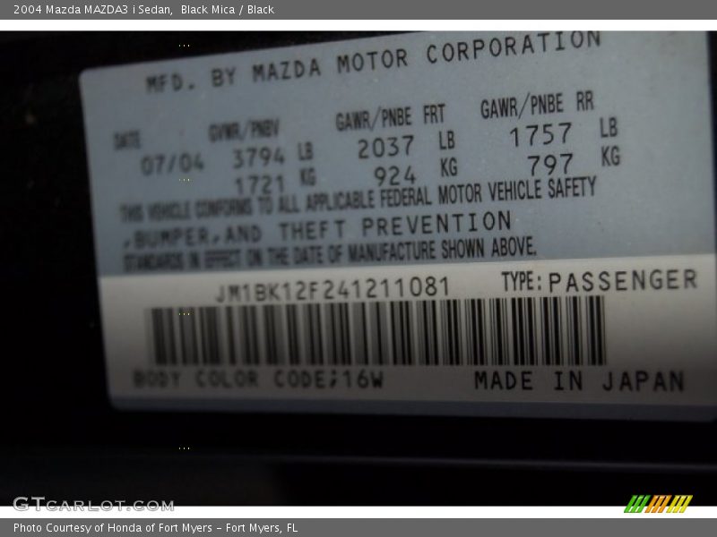 Black Mica / Black 2004 Mazda MAZDA3 i Sedan
