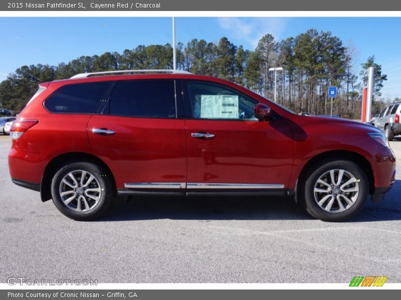 Cayenne Red / Charcoal 2015 Nissan Pathfinder SL