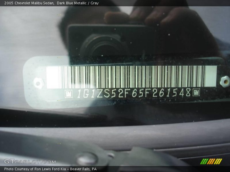 Dark Blue Metallic / Gray 2005 Chevrolet Malibu Sedan