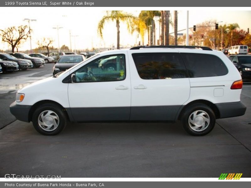  1999 Sienna LE Super White