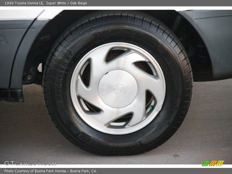  1999 Sienna LE Wheel