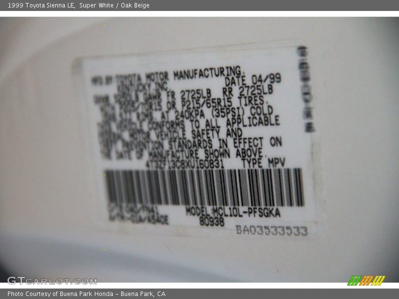Super White / Oak Beige 1999 Toyota Sienna LE