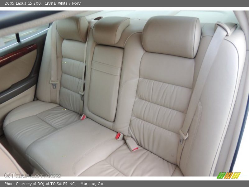 Crystal White / Ivory 2005 Lexus GS 300