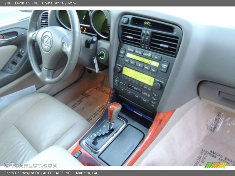 Crystal White / Ivory 2005 Lexus GS 300