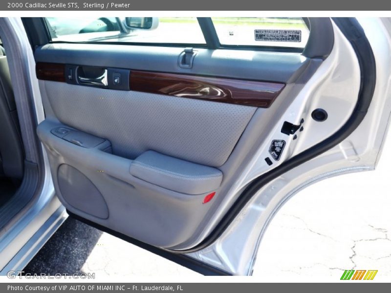 Sterling / Pewter 2000 Cadillac Seville STS