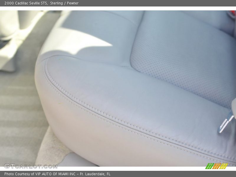 Sterling / Pewter 2000 Cadillac Seville STS