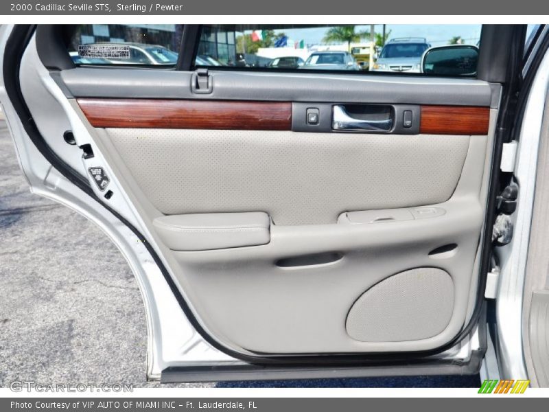 Sterling / Pewter 2000 Cadillac Seville STS