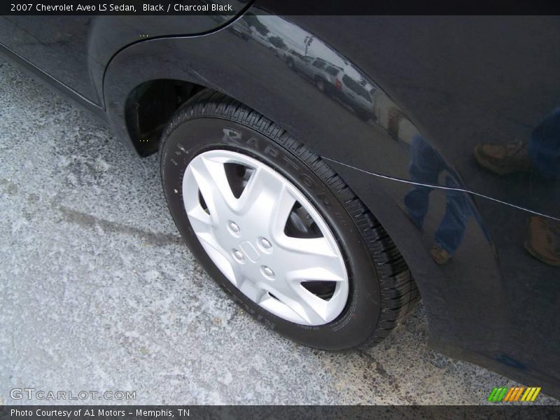 Black / Charcoal Black 2007 Chevrolet Aveo LS Sedan