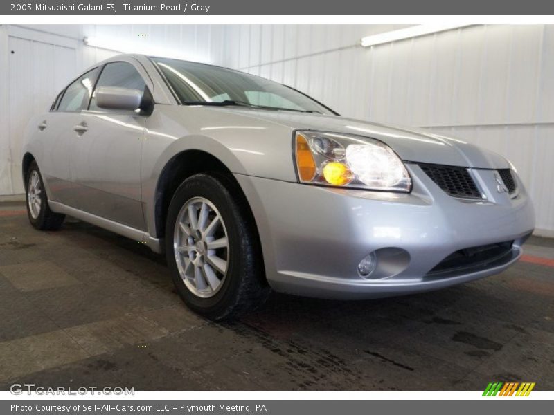 Titanium Pearl / Gray 2005 Mitsubishi Galant ES