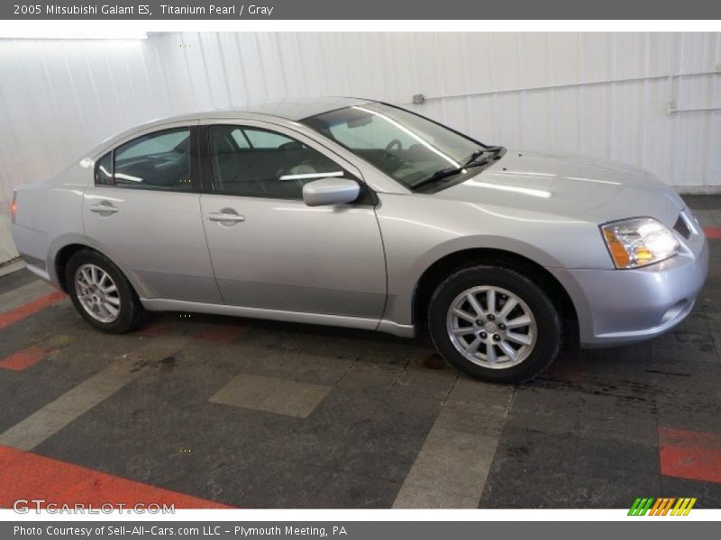 Titanium Pearl / Gray 2005 Mitsubishi Galant ES