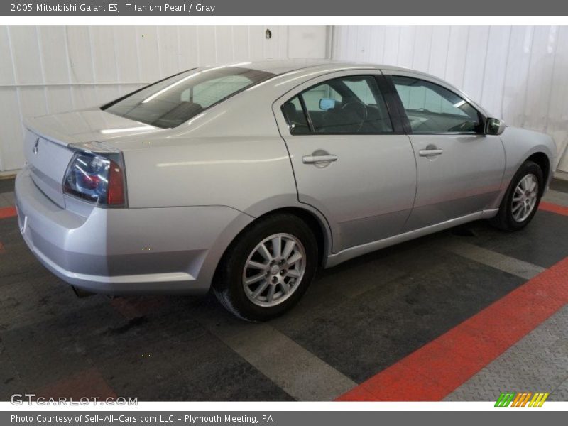 Titanium Pearl / Gray 2005 Mitsubishi Galant ES