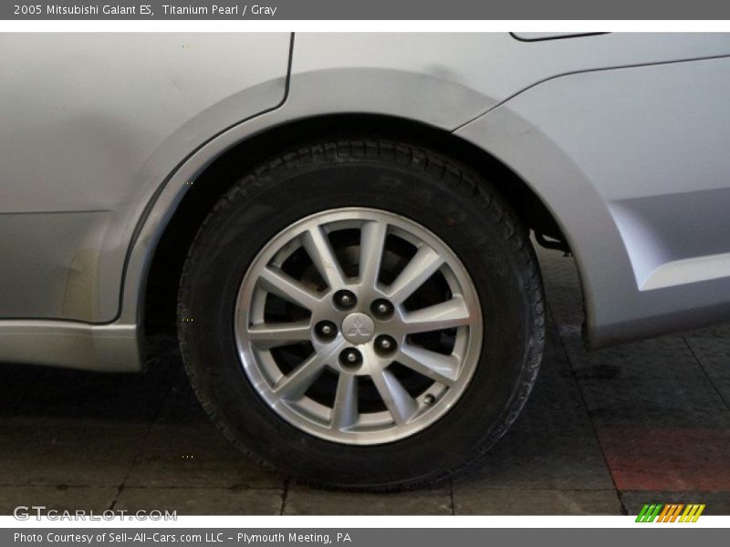 Titanium Pearl / Gray 2005 Mitsubishi Galant ES