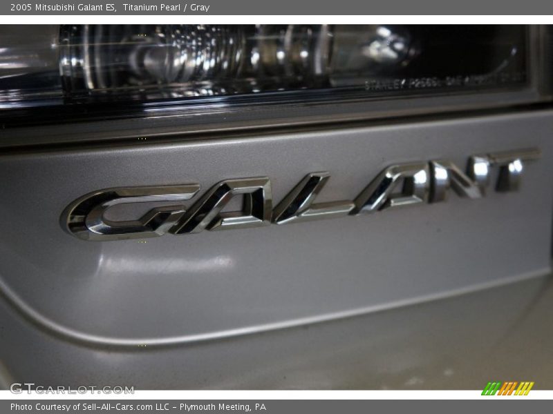 Titanium Pearl / Gray 2005 Mitsubishi Galant ES